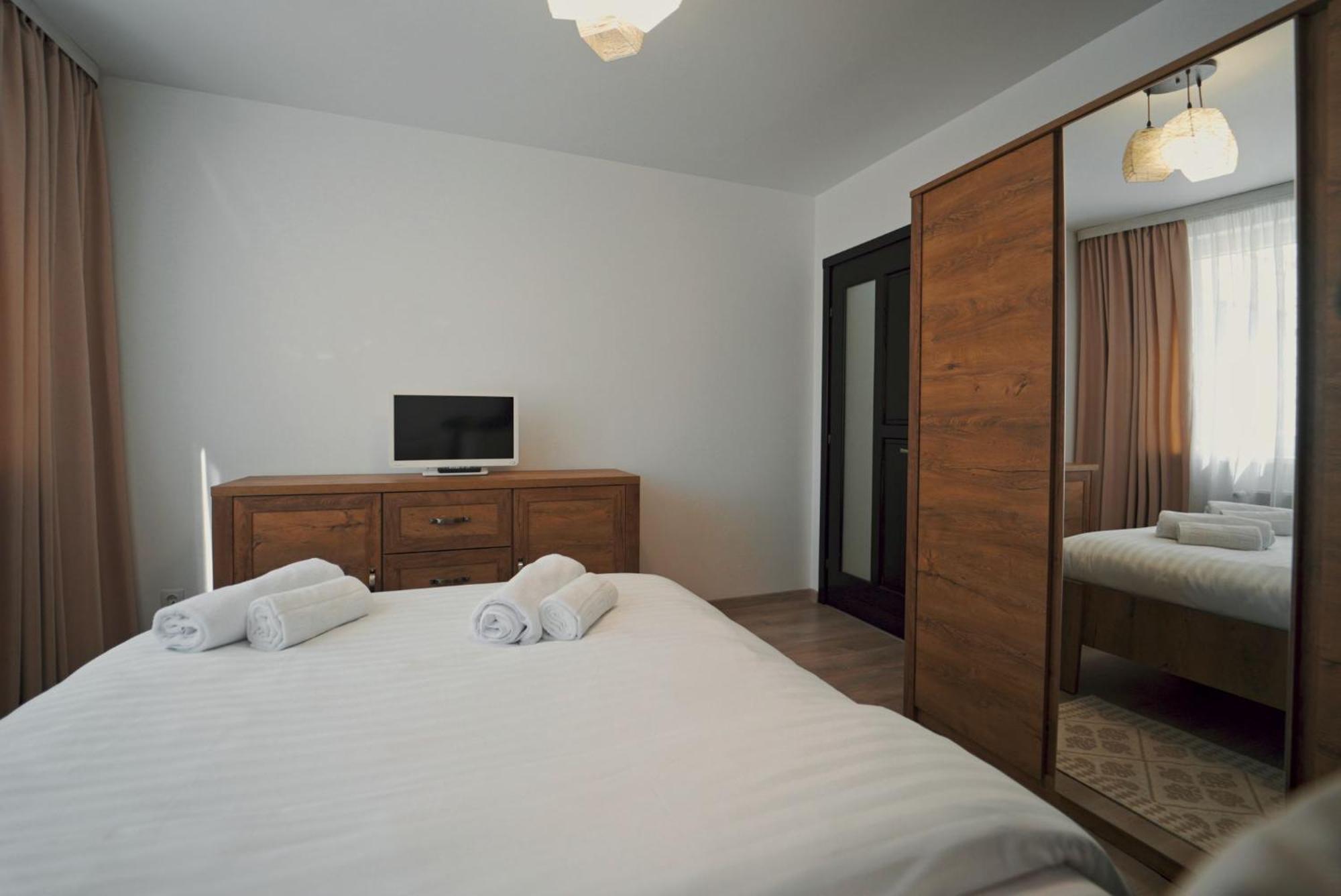 Luxury Apartament Ultracentral Of Suceava Esplanada Eksteriør bilde