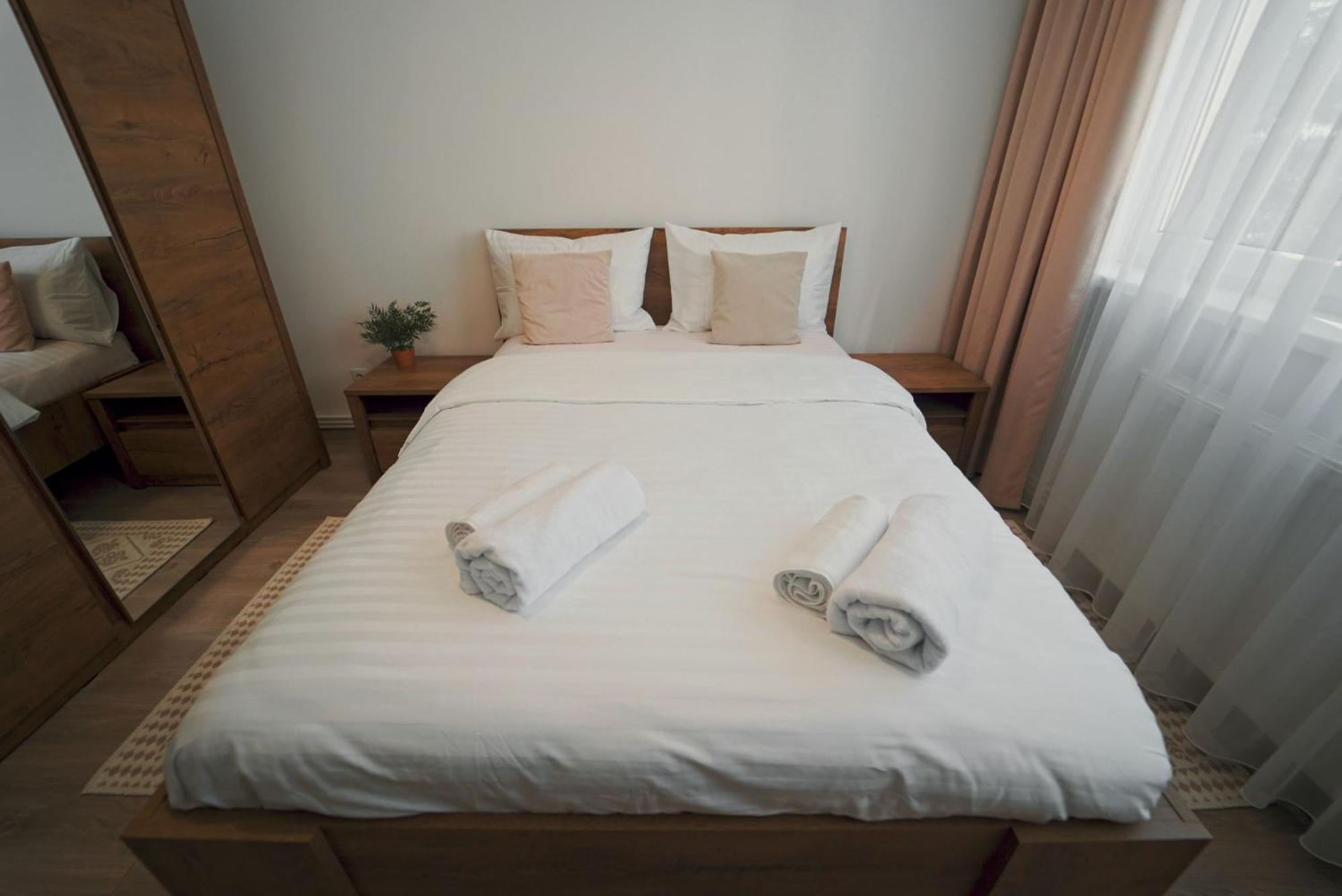 Luxury Apartament Ultracentral Of Suceava Esplanada Eksteriør bilde